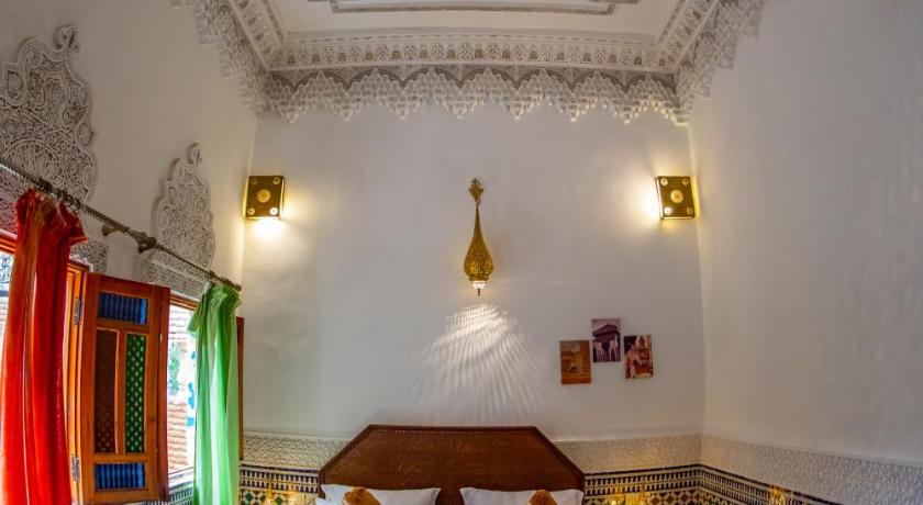Image of Superior Triple Room 11