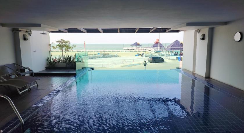 촌부리 The High One 2星级 酒店 设施