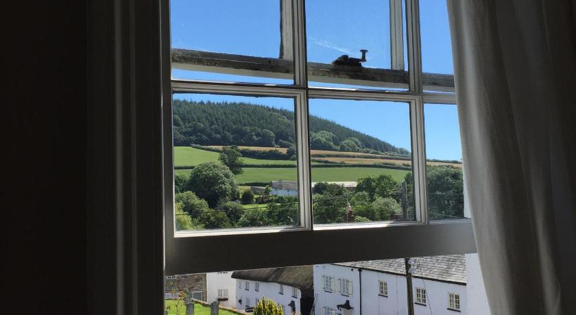 Red Lion Inn photo