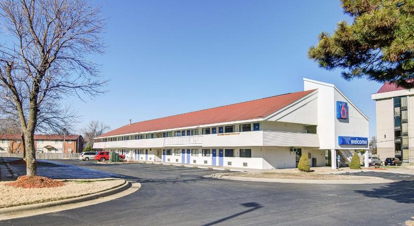 Motel 6-Springfield, MO - North