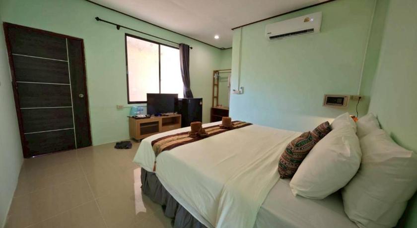 Image of Family Room 0