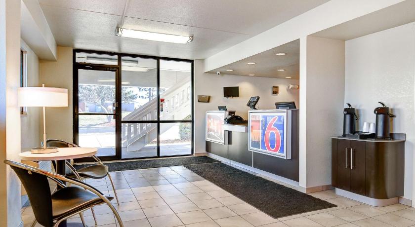 Motel 6-Springfield, MO - North