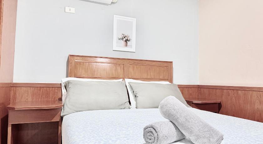 Image of Budget Room 10