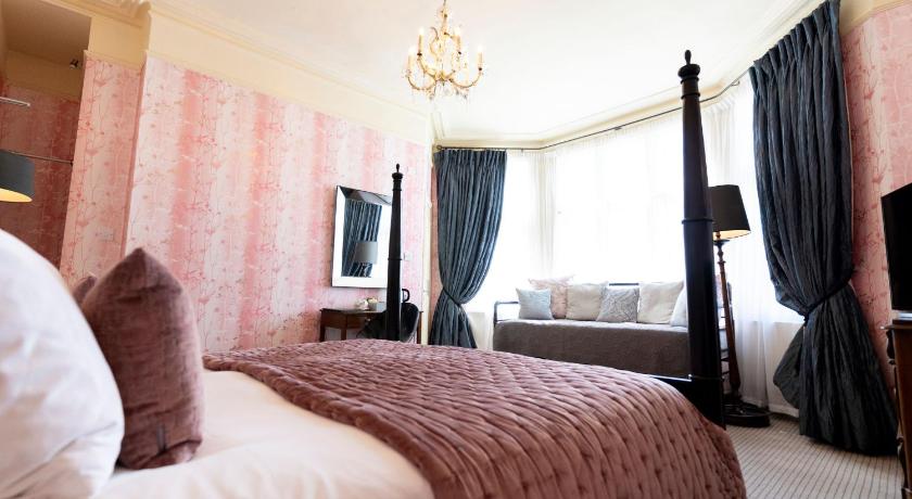 Image of King Bed Double Room 1