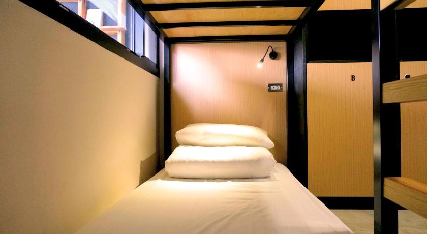 Image of Bed in 4-Bed Mixed Dormitory Room with Window 7