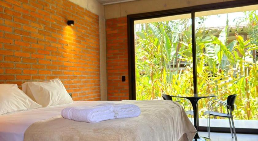 Image of Studio Apartment with King Bed 0