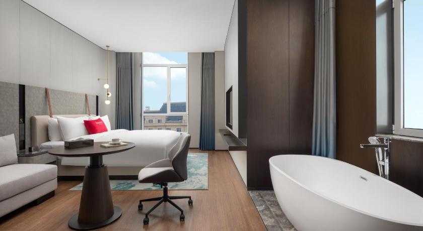 Imagen de 1 King Bed, Premier Room, Non-Smoking 3