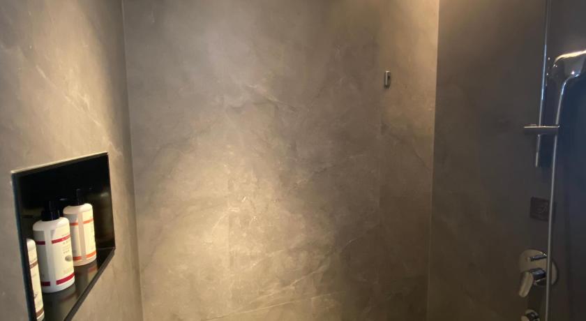 Imagen de Habitación Deluxe con cama extragrande – No Fumadores (1 King Bed, Deluxe Room, Non-Smoking) 5
