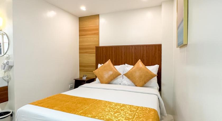 Image of Deluxe Double Room 6