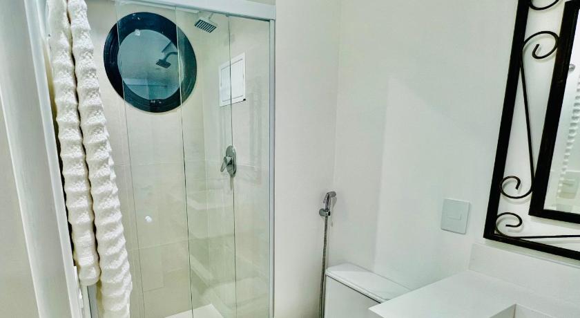 Image of Queen Suite 2