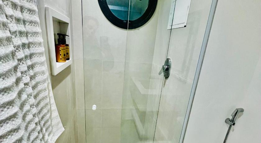 Image of Queen Suite 10