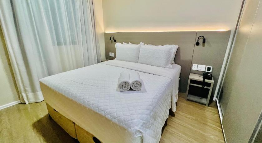 Image of Queen Suite 7