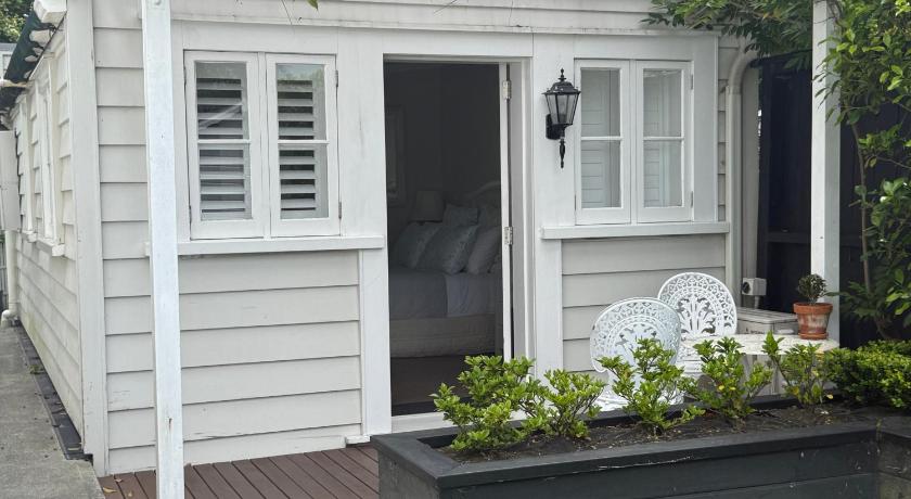 Image of Cottage 1