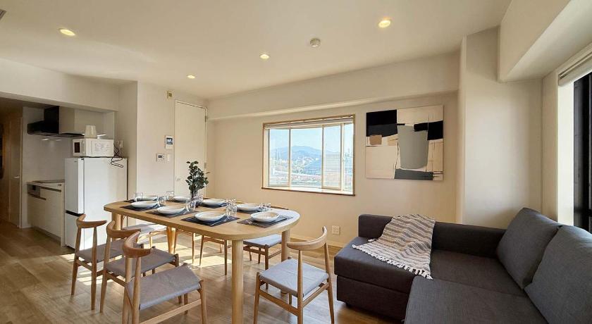 広島 Grandeur by b hotel - Large Riverview Apartment Near Landmarks 3星级 住宿 大堂