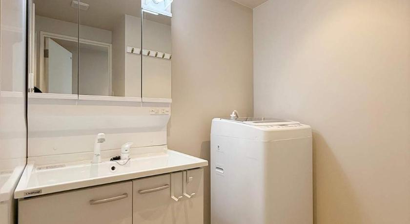 広島 Grandeur by b hotel - Large Riverview Apartment Near Landmarks 3星级 住宿 客房