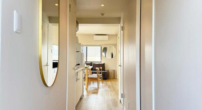 広島 Grandeur by b hotel - Large Riverview Apartment Near Landmarks 3星级 住宿 大堂