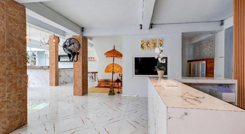 Townhouse Oak Legian Near Legian Beach Formerly Sayang Maha Merta - image 8