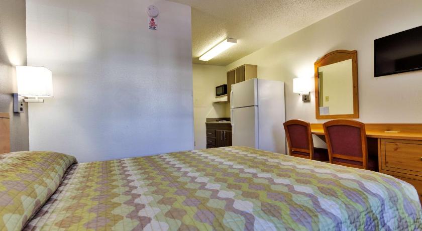 7 Best Hotels With Smoking Rooms In Dallas, Texas - Updated | Trip101