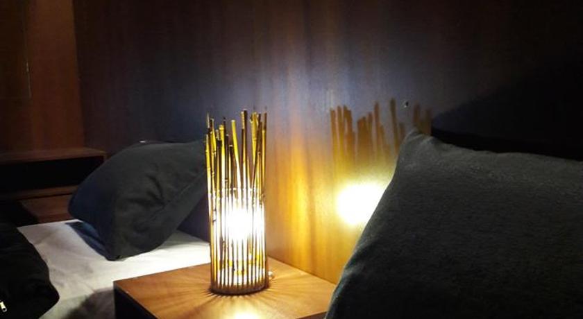 Image of Deluxe Room 10