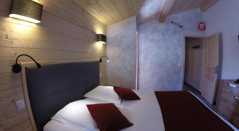 Image of Family Suite (5 Adults) 4