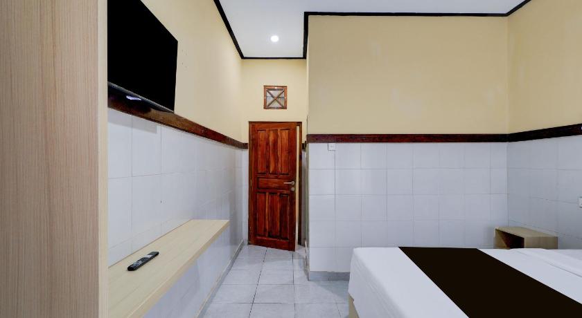 Townhouse Oak Legian Near Kuta Beach Formerly Sayang Maha Merta - image 38