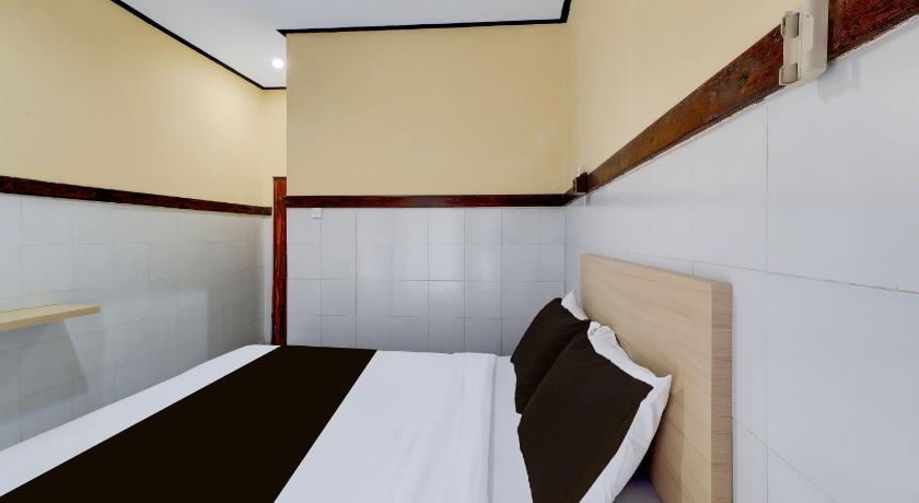 Townhouse Oak Legian Near Kuta Beach Formerly Sayang Maha Merta - image 39