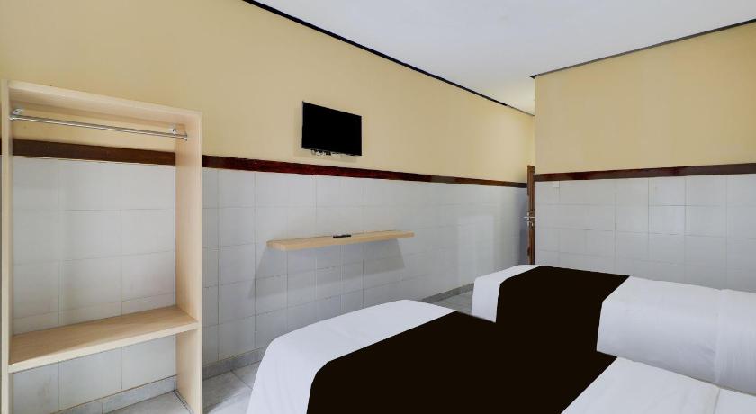 Townhouse Oak Legian Near Kuta Beach Formerly Sayang Maha Merta - image 33