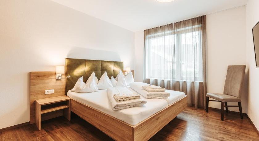 Image of Three-Bedroom Chalet 4