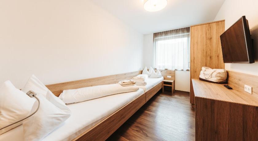 Image of Three-Bedroom Chalet 7