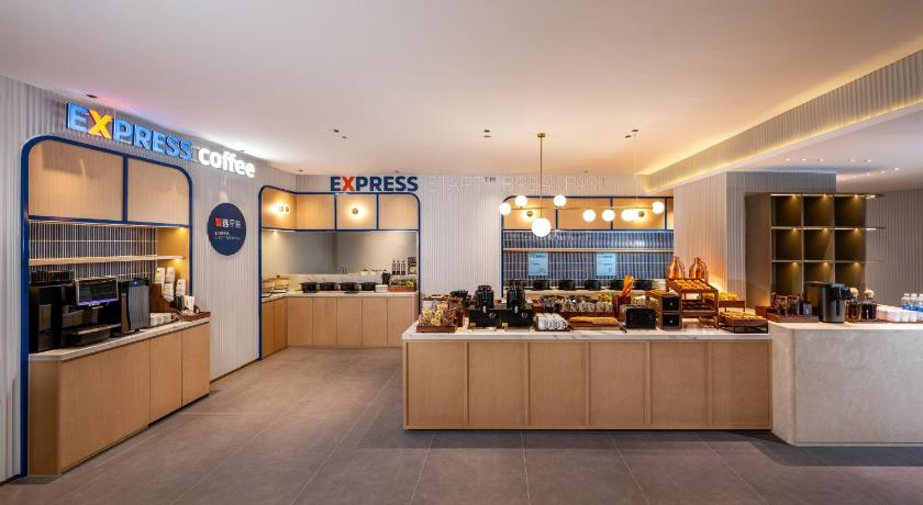 Holiday Inn Express Shenzhen Sports Center By IHG - image 12