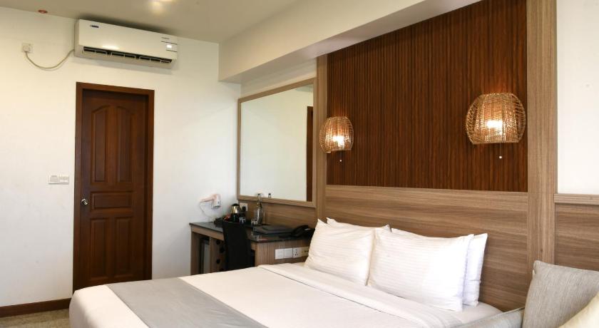 Image of Classic Ocean View Room 14