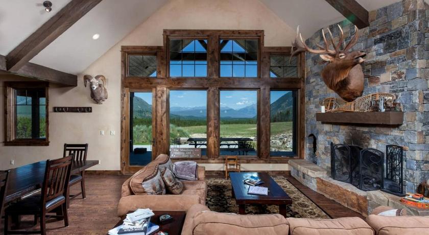 西冰川 (蒙大拿) Amazing Log Cabin Rental with Pool Table in the Mountains in West Glacier, Montana 4星级 住宿 大堂