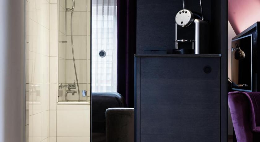 Image of Classic Queen Room 3