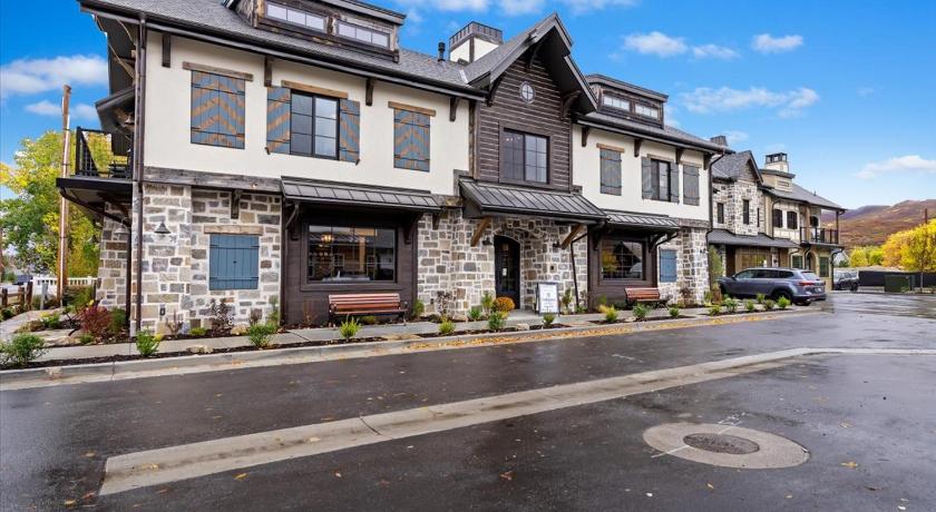中途 (UT) The Owl Room - Contemporary Loft in the Heart of Midway Near Park City Ski Resorts 2星级 住宿 餐厅