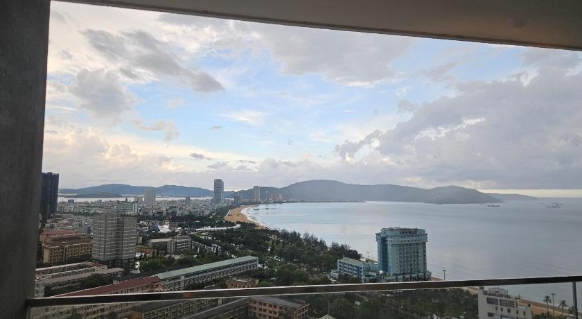 Flc Sea Tower - Chang House Apartment - image 26