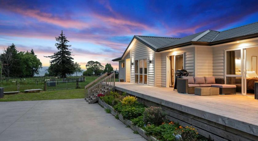 Hamurana Hotspot - Walk to the Lake & Golf Course