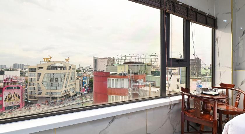 ホーチミン Red Sun Airport Saigon Hotel 3つ星 ホテル プール