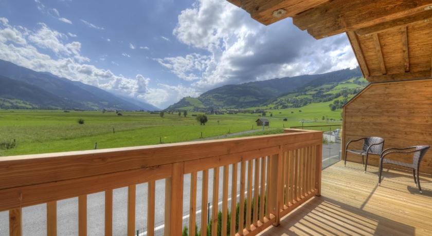 Deer & Dear Luxury Chalet photo
