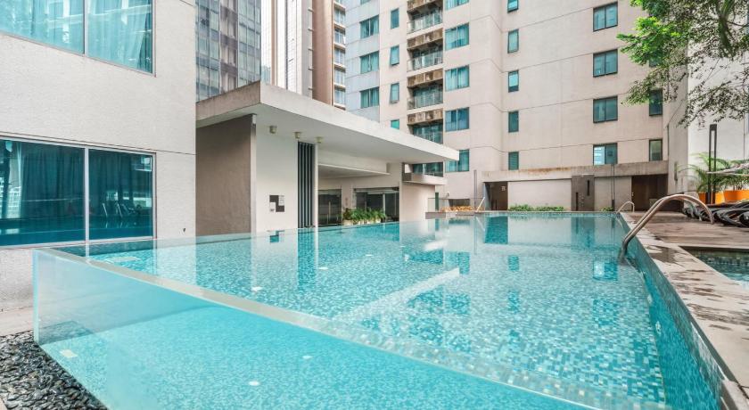 KLCC Apartment Summer Suites By CozyNest - image 8