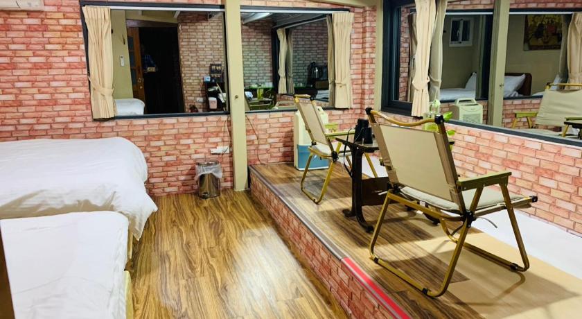 台北 九份山海灣民宿 I 近老街 l 海景檜木房 4星级 民宿 泳池