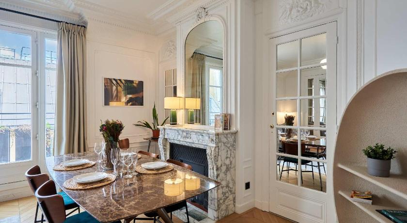 Wonderful AC Apartment Terrace Madeleine Opera - main image