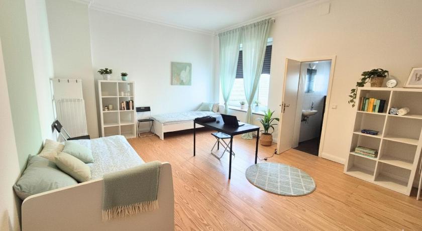 L21-Apartment Flensburg, 3 Zimmer, 7 Betten, Standardisierte Ausstattung, ideal fur Reisende, Pendle