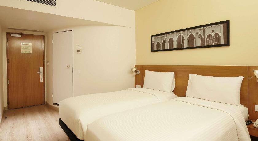 Image of Superior Twin Room with Higher Floor 4