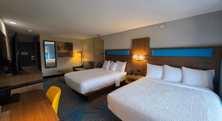 브랜던 (MS) Days Inn & Suites by Wyndham Brandon Amphitheater 2성급 숙소 수영장
