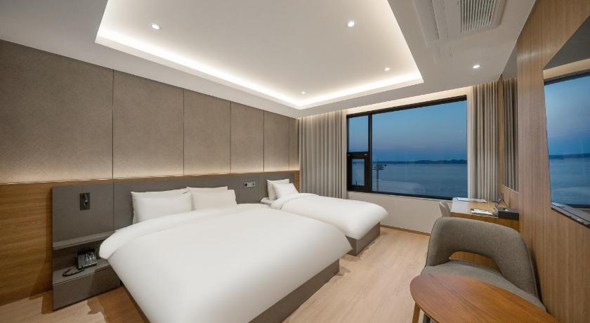 浦項 Pohang Yeongildae Beach Hotel ホテル プール