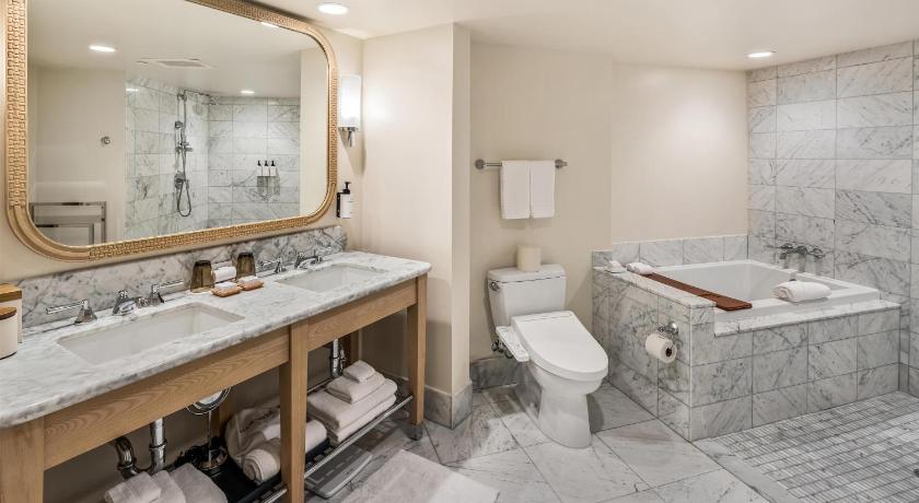 Image of Premium 2 Bedroom Ocean View Suite With Den 5