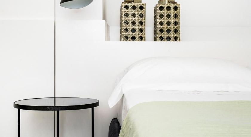 Image of Suite with Terrace 4