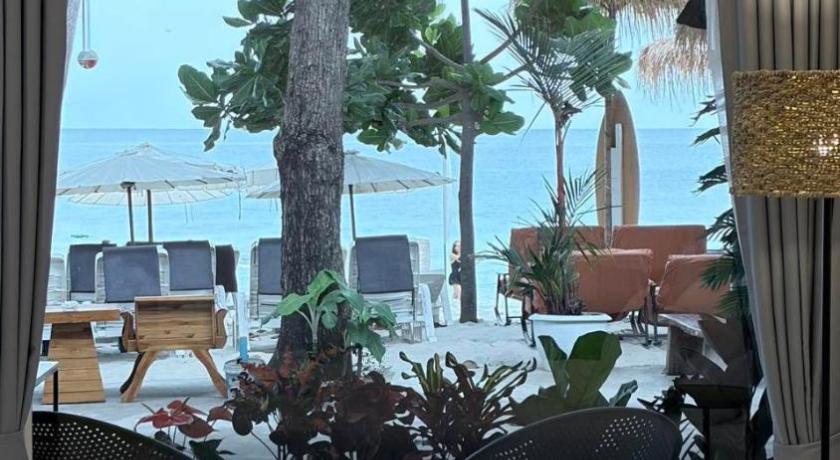 Image of Deluxe Double Room with Sea View 5