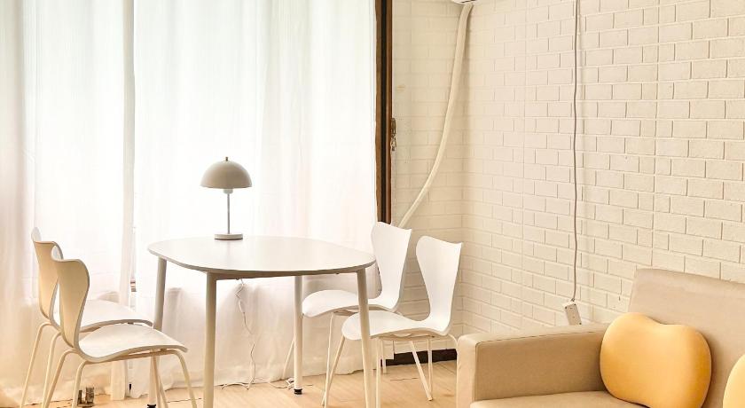 Gangnam 1min-Cozy Studio-Netflix-Silver901