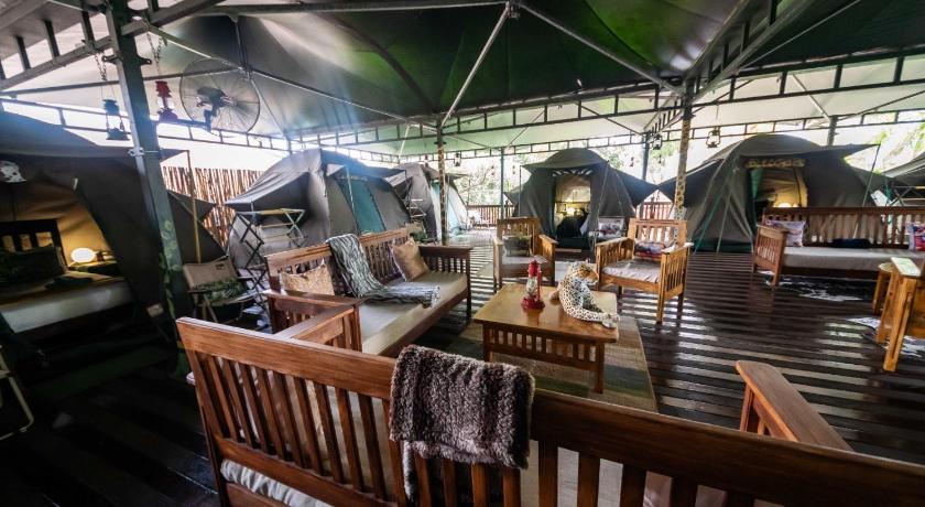 Urban Glamping Tranquil Budget Tented Village